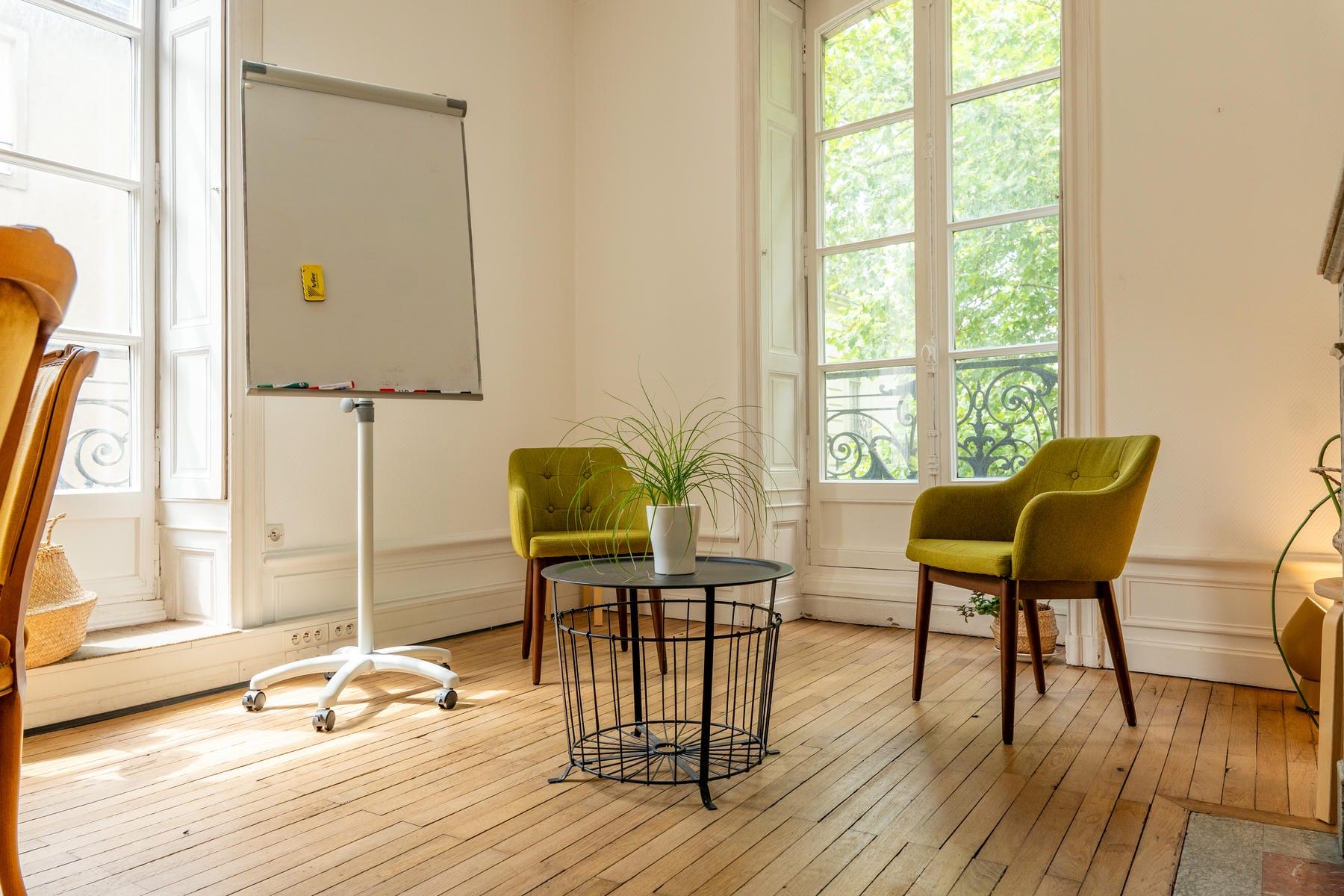 Salle coaching lumineuse centre-ville de Nantes - Bright coaching room in downtown Nantes