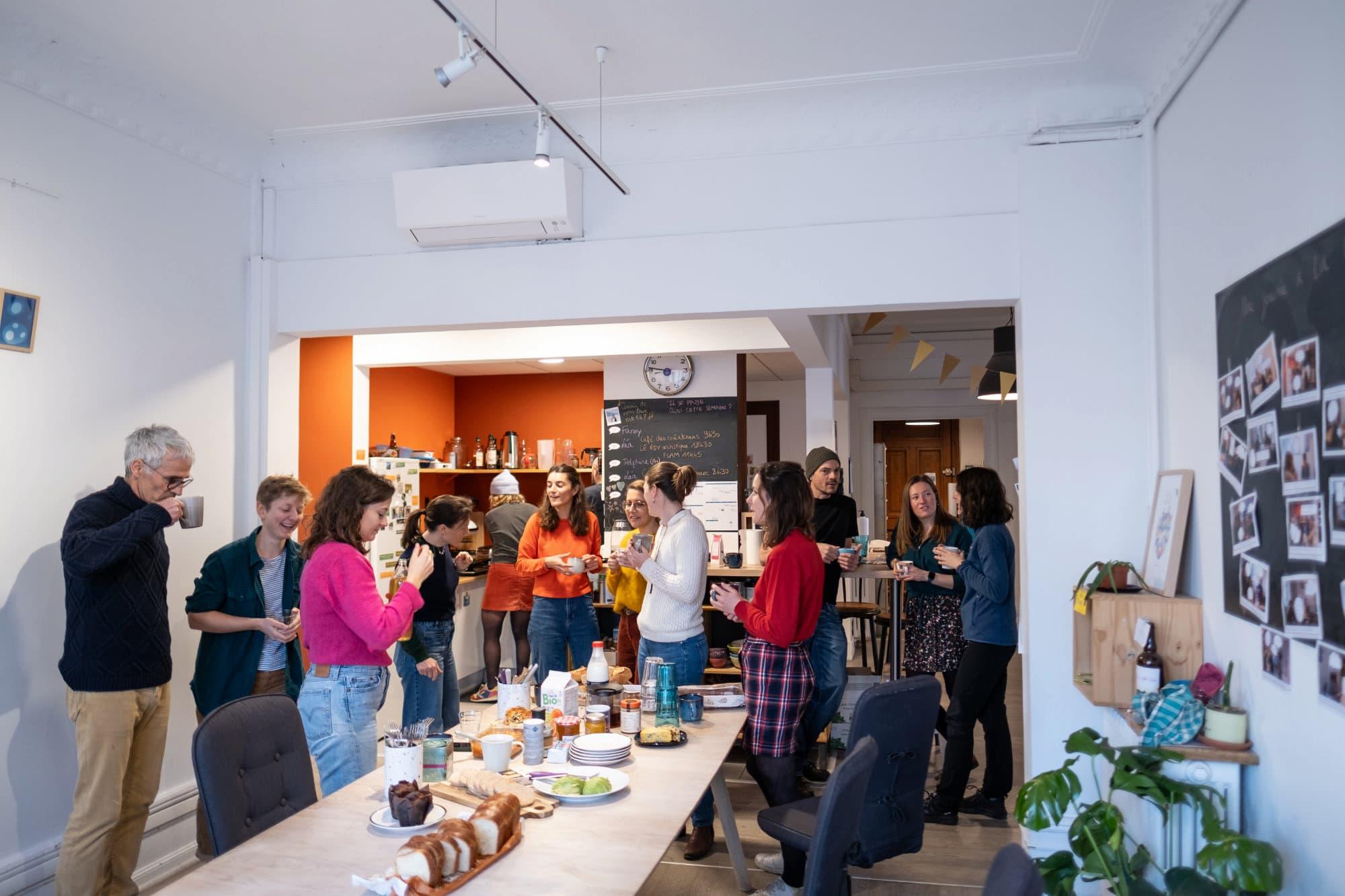 Espace privatisable centre-ville d'Annecy pour vernissage - Private event space in downtown Annecy for an art opening