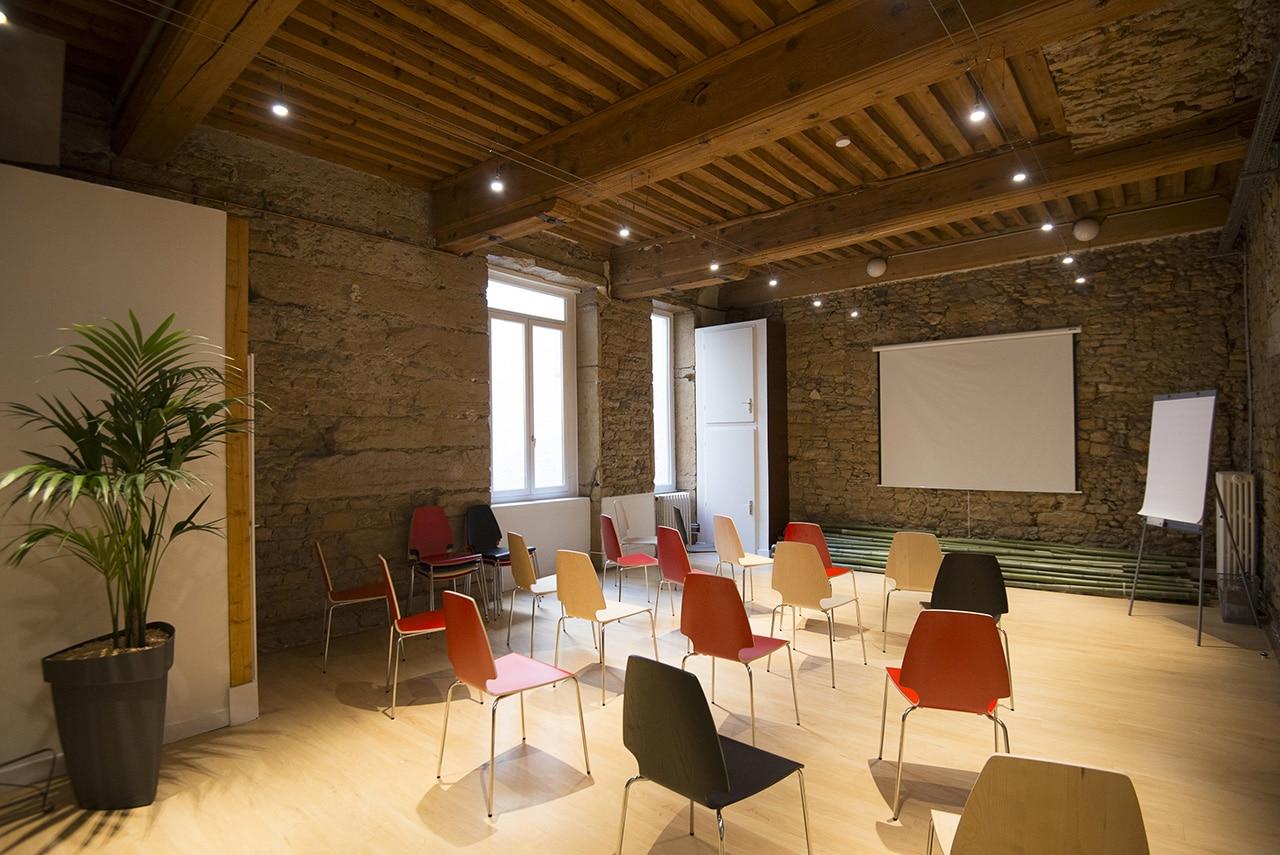 Espace conférence location journée ou soirée Lyon 1 - Conference space for rent by the day or evening, Lyon 1