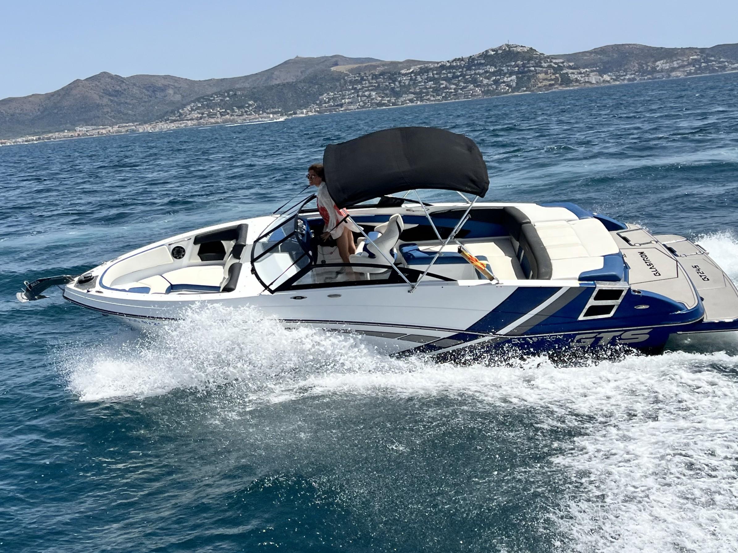 Thalassa Boat